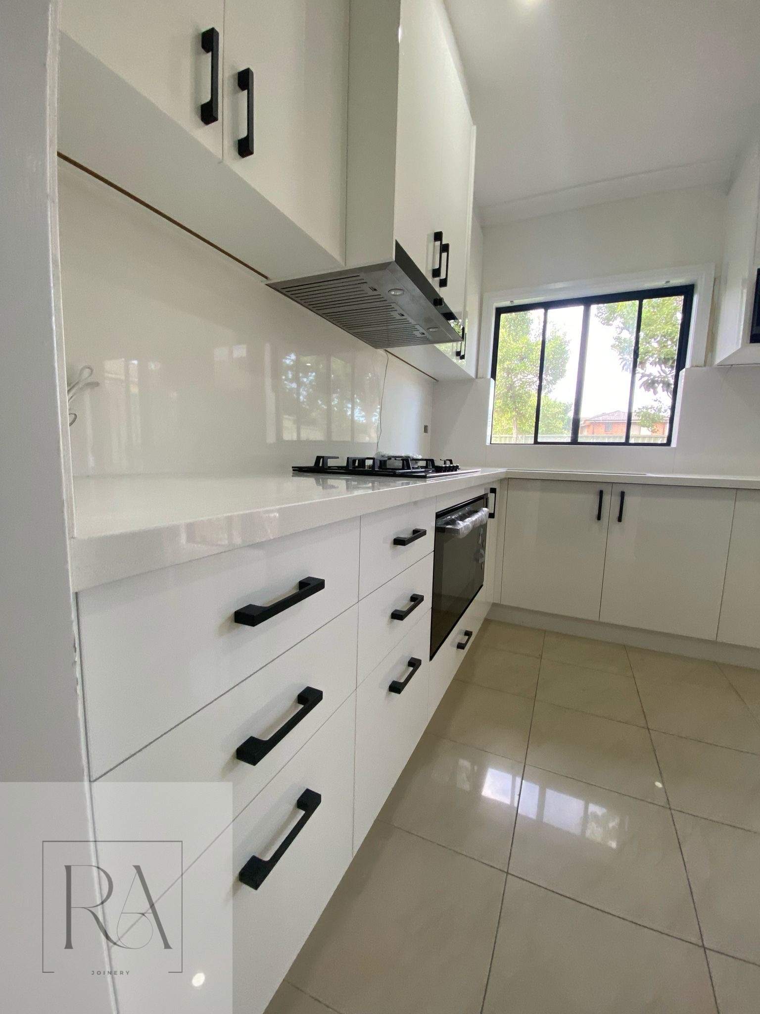 Kitchen Commission 7